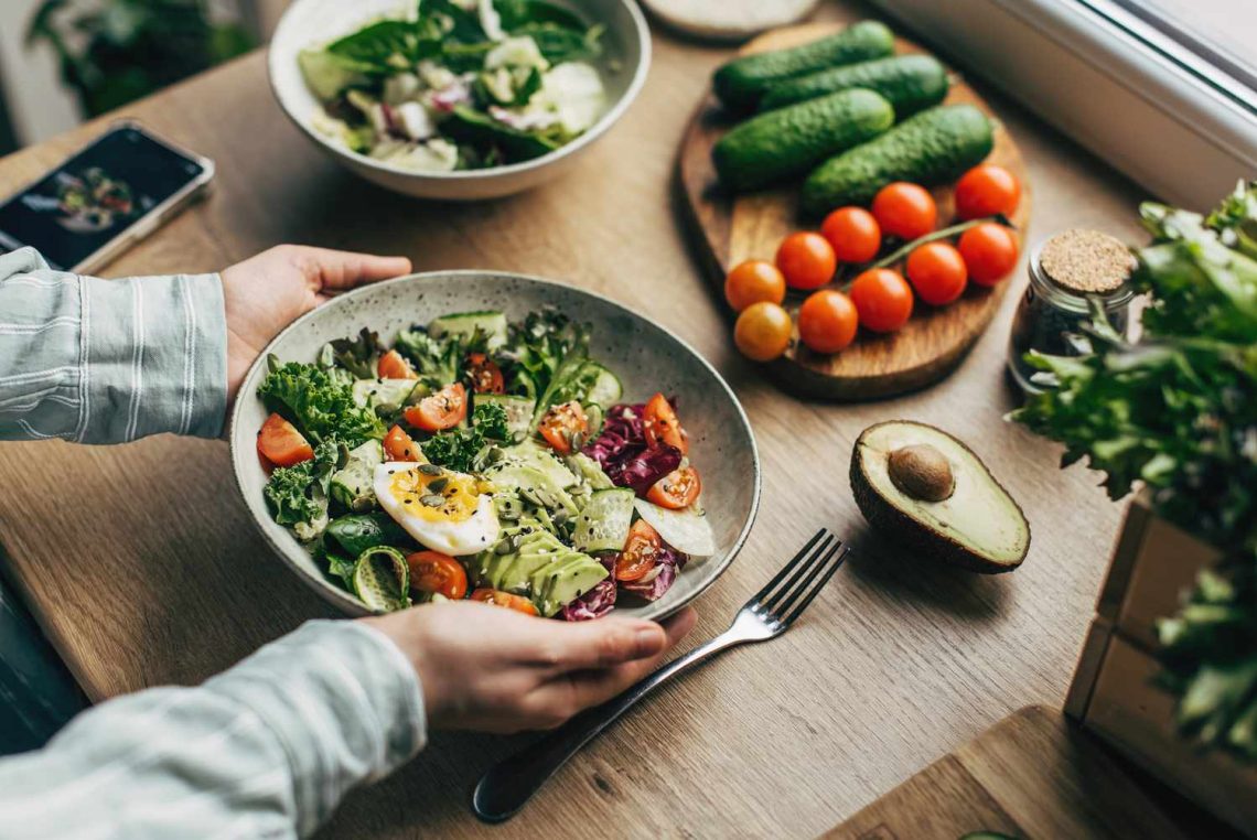 Heart-Healthy Diet Principles: Focus on Fats, Fiber, and Sodium