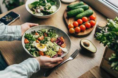 Heart-Healthy Diet Principles: Focus on Fats, Fiber, and Sodium