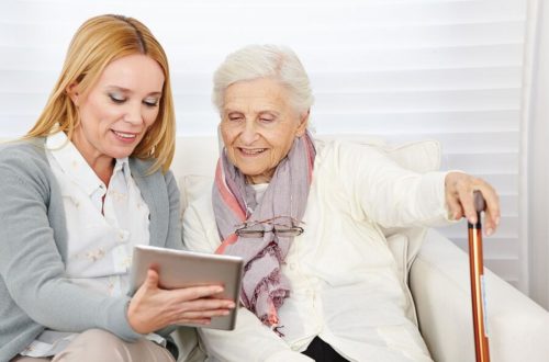 Caring for Someone with Alzheimer's: Strategies, Support, and Self-Care