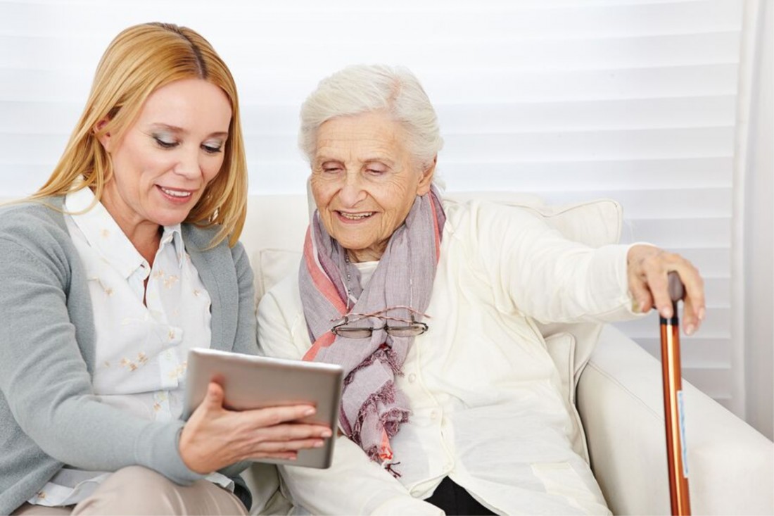 Caring for Someone with Alzheimer's: Strategies, Support, and Self-Care